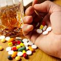 Алкоголь способен усиливать действие лекарств в три раза