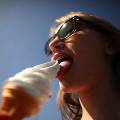В жару врачи рекомендуют отказаться от мороженого