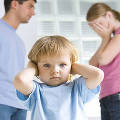 Психологи: детям разводящихся родителей нужны специальные консультации